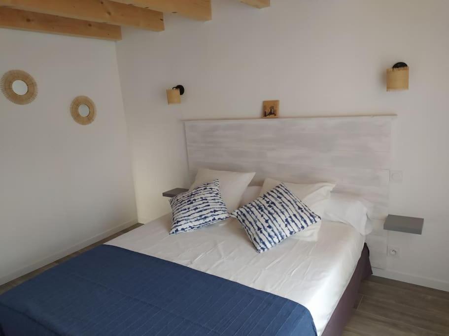 Le Petit Pied A Terre Du Luberon Apartamento Mérindol Exterior foto